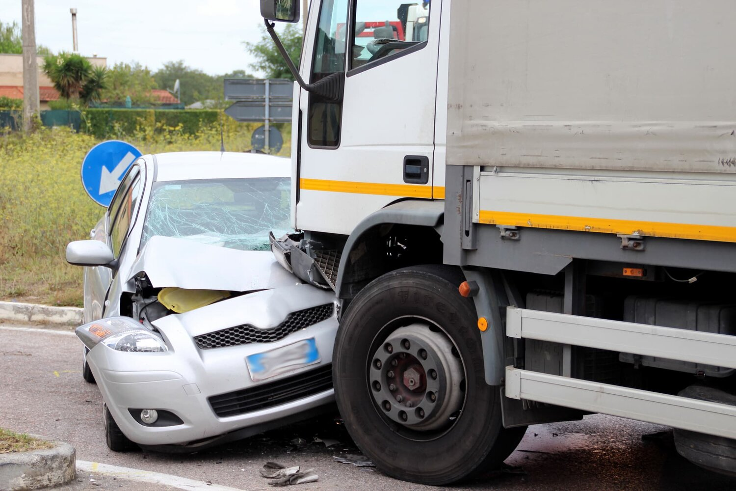 Who To Call After A Truck Accident?